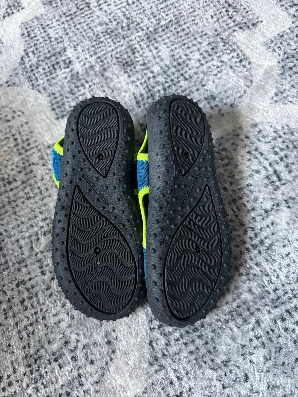 NWOT Kids Rafters Water Shoes